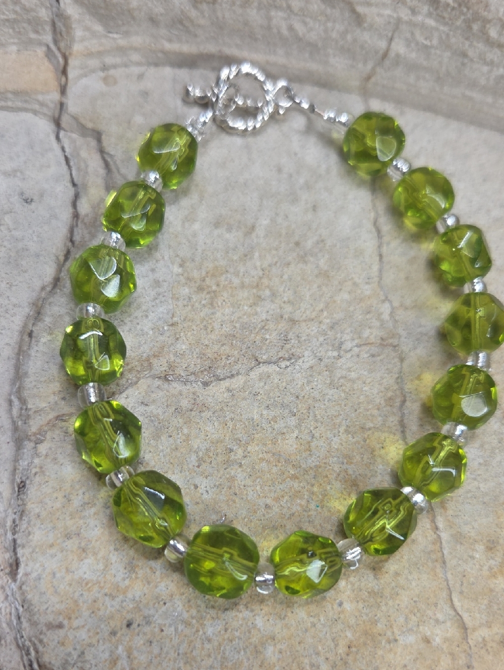 Green Faceted Glass Bead Bracelet - Women Jewelry